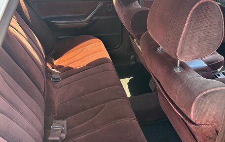 Toyota Camry, 1987 год, 150 000 рублей, 7 фотография