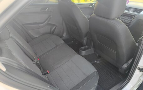 Skoda Rapid I, 2015 год, 1 035 000 рублей, 12 фотография