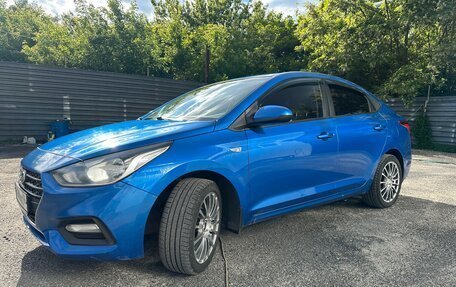 Hyundai Solaris II рестайлинг, 2017 год, 1 150 000 рублей, 2 фотография