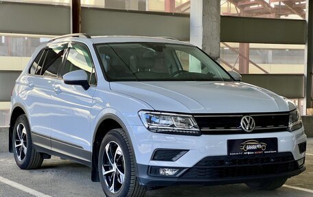 Volkswagen Tiguan II, 2019 год, 1 829 000 рублей, 5 фотография