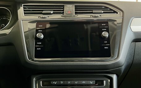 Volkswagen Tiguan II, 2019 год, 1 829 000 рублей, 16 фотография
