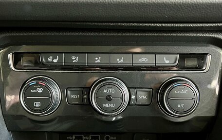 Volkswagen Tiguan II, 2019 год, 1 829 000 рублей, 17 фотография