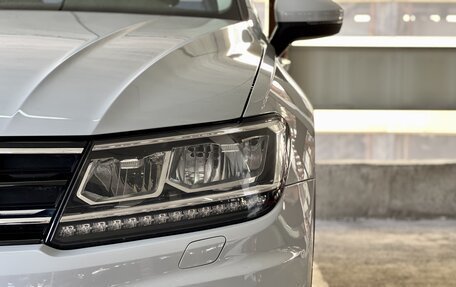 Volkswagen Tiguan II, 2019 год, 1 829 000 рублей, 28 фотография