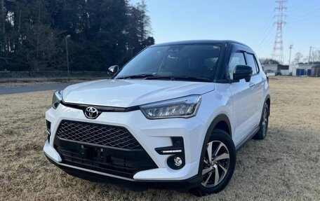 Toyota Raize I, 2021 год, 1 500 000 рублей, 12 фотография
