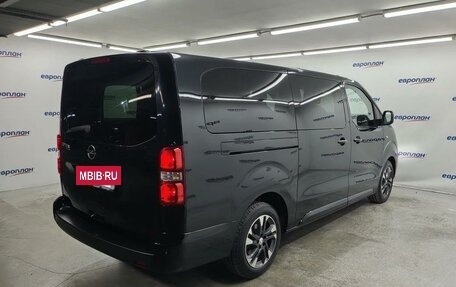Opel Zafira Life I, 2020 год, 2 800 000 рублей, 3 фотография