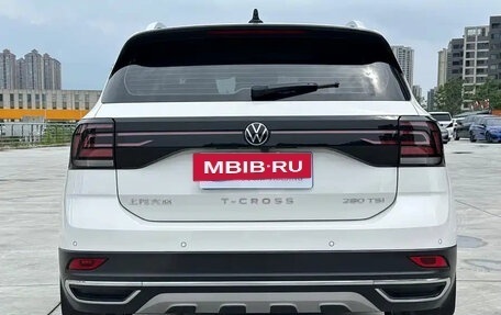 Volkswagen T-Cross I, 2022 год, 1 422 000 рублей, 5 фотография