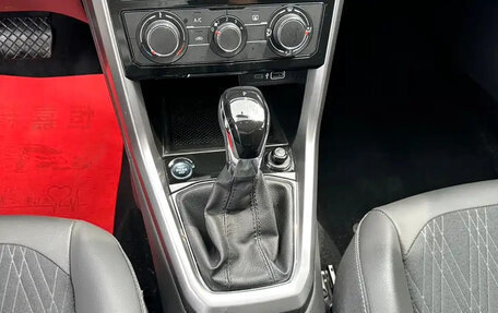 Volkswagen T-Cross I, 2022 год, 1 422 000 рублей, 12 фотография
