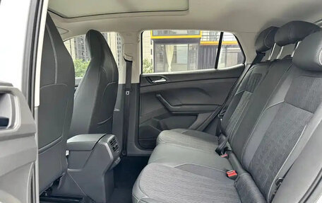 Volkswagen T-Cross I, 2022 год, 1 422 000 рублей, 9 фотография