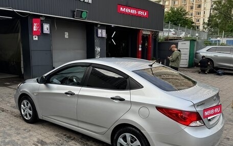 Hyundai Solaris II рестайлинг, 2014 год, 750 000 рублей, 2 фотография