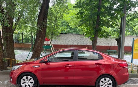 KIA Rio III рестайлинг, 2016 год, 940 000 рублей, 2 фотография