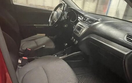 KIA Rio III рестайлинг, 2016 год, 940 000 рублей, 3 фотография