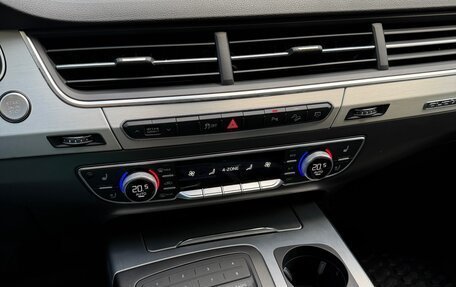 Audi Q7, 2018 год, 4 890 000 рублей, 9 фотография