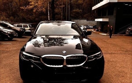 BMW 3 серия, 2021 год, 3 000 000 рублей, 3 фотография
