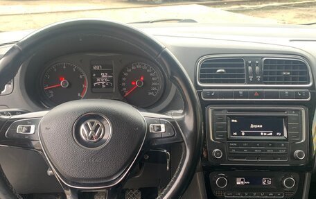 Volkswagen Polo VI (EU Market), 2017 год, 630 000 рублей, 15 фотография