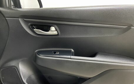 KIA Rio IV, 2018 год, 1 359 000 рублей, 15 фотография