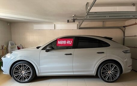 Porsche Cayenne III, 2020 год, 9 990 000 рублей, 3 фотография