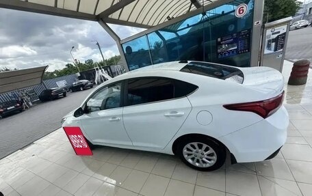 Hyundai Solaris II рестайлинг, 2017 год, 1 450 000 рублей, 2 фотография