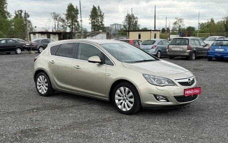 Opel Astra J, 2011 год, 505 000 рублей, 1 фотография