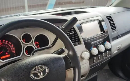 Toyota Tundra II, 2011 год, 3 300 000 рублей, 14 фотография