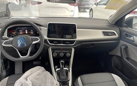 Volkswagen T-Roc I, 2026 год, 2 250 000 рублей, 2 фотография
