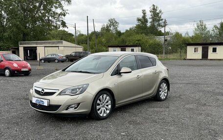 Opel Astra J, 2011 год, 505 000 рублей, 2 фотография