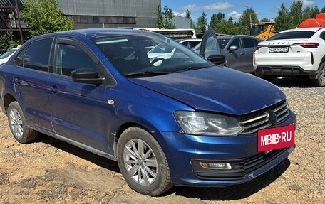 Volkswagen Polo VI (EU Market), 2019 год, 607 000 рублей, 2 фотография