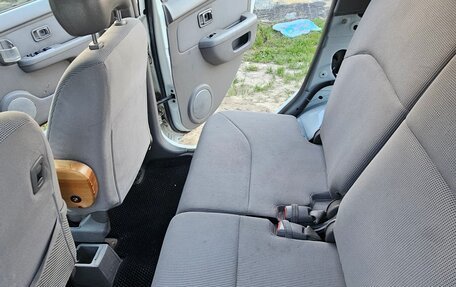 Nissan Cube II, 2001 год, 230 000 рублей, 6 фотография