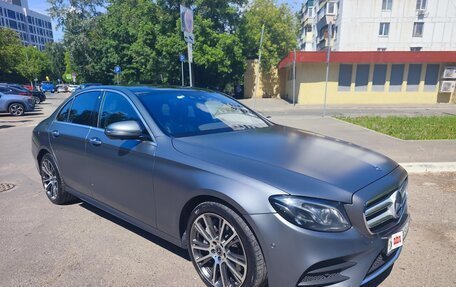 Mercedes-Benz E-Класс, 2017 год, 4 500 000 рублей, 2 фотография