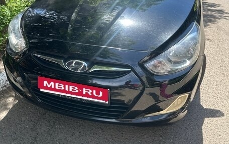 Hyundai Solaris II рестайлинг, 2011 год, 575 000 рублей, 5 фотография