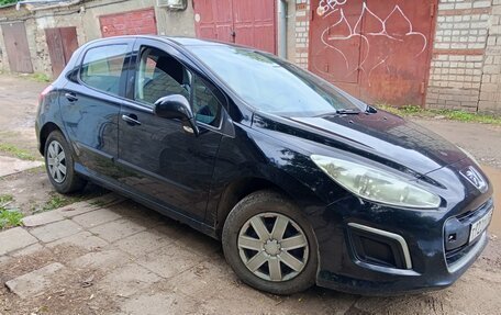 Peugeot 308 II, 2011 год, 360 000 рублей, 2 фотография