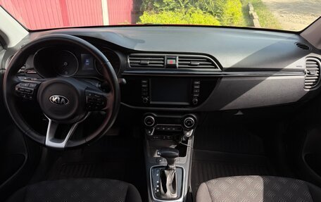 KIA Rio IV, 2020 год, 1 570 000 рублей, 5 фотография