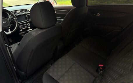 KIA Rio IV, 2020 год, 1 570 000 рублей, 8 фотография