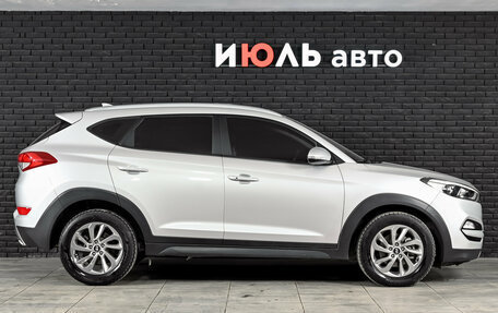 Hyundai Tucson III, 2017 год, 2 000 000 рублей, 9 фотография