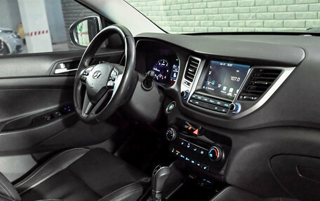 Hyundai Tucson III, 2017 год, 2 000 000 рублей, 18 фотография