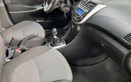 Hyundai Solaris II рестайлинг, 2011 год, 610 000 рублей, 6 фотография