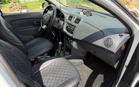 Renault Sandero II рестайлинг, 2015 год, 820 000 рублей, 5 фотография