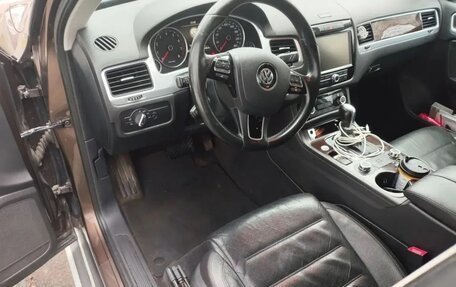 Volkswagen Touareg III, 2013 год, 2 100 000 рублей, 18 фотография
