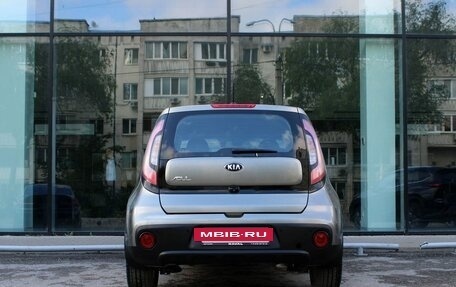 KIA Soul II рестайлинг, 2018 год, 1 760 000 рублей, 6 фотография