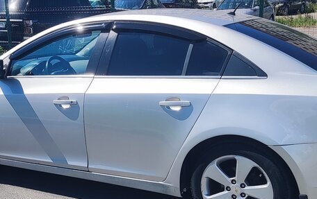 Chevrolet Cruze II, 2010 год, 625 000 рублей, 7 фотография