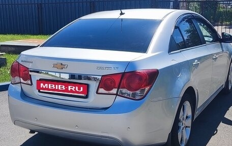 Chevrolet Cruze II, 2010 год, 625 000 рублей, 5 фотография