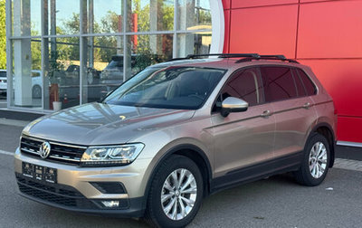 Volkswagen Tiguan II, 2019 год, 2 330 000 рублей, 1 фотография