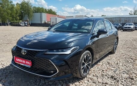 Toyota Avalon, 2022 год, 3 670 000 рублей, 1 фотография