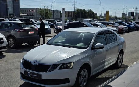Skoda Octavia, 2017 год, 865 000 рублей, 3 фотография