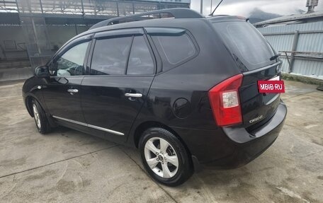 KIA Carens III (RP), 2009 год, 900 000 рублей, 3 фотография