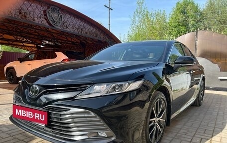Toyota Camry, 2018 год, 2 750 000 рублей, 7 фотография