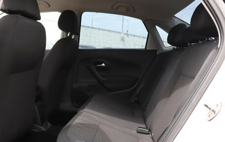 Volkswagen Polo VI (EU Market), 2012 год, 670 000 рублей, 11 фотография