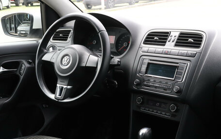 Volkswagen Polo VI (EU Market), 2012 год, 670 000 рублей, 13 фотография
