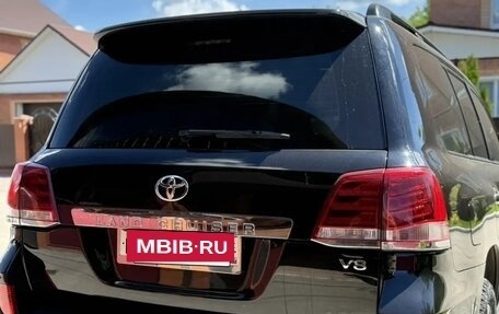 Toyota Land Cruiser 200, 2013 год, 4 200 000 рублей, 2 фотография