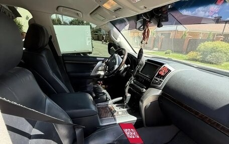 Toyota Land Cruiser 200, 2013 год, 4 200 000 рублей, 10 фотография