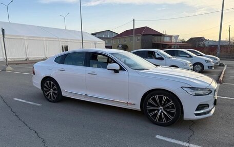Volvo S90 II рестайлинг, 2021 год, 3 500 000 рублей, 8 фотография